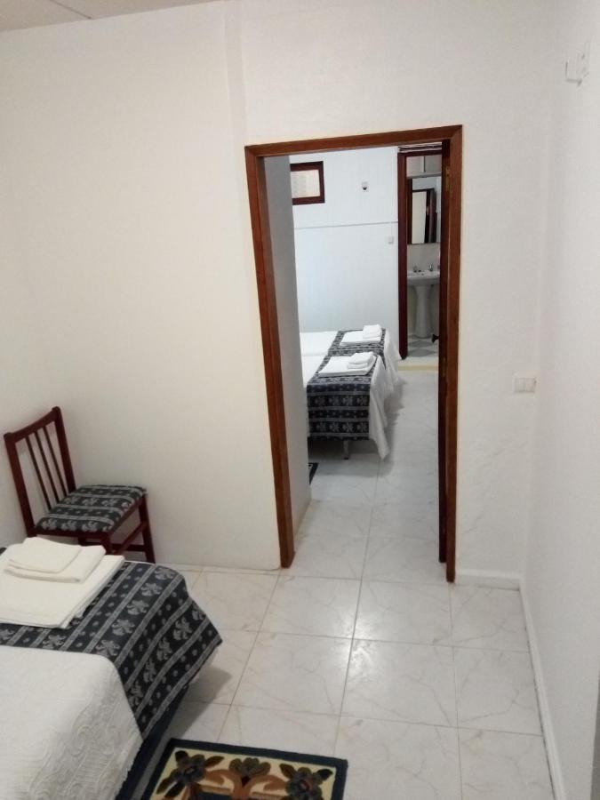 Residencial Antonio Mocisso Guesthouse Элваш Экстерьер фото