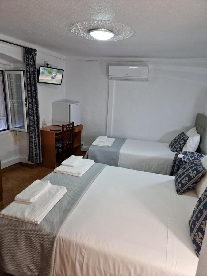 Residencial Antonio Mocisso Guesthouse Элваш Экстерьер фото