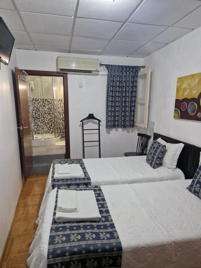 Residencial Antonio Mocisso Guesthouse Элваш Экстерьер фото