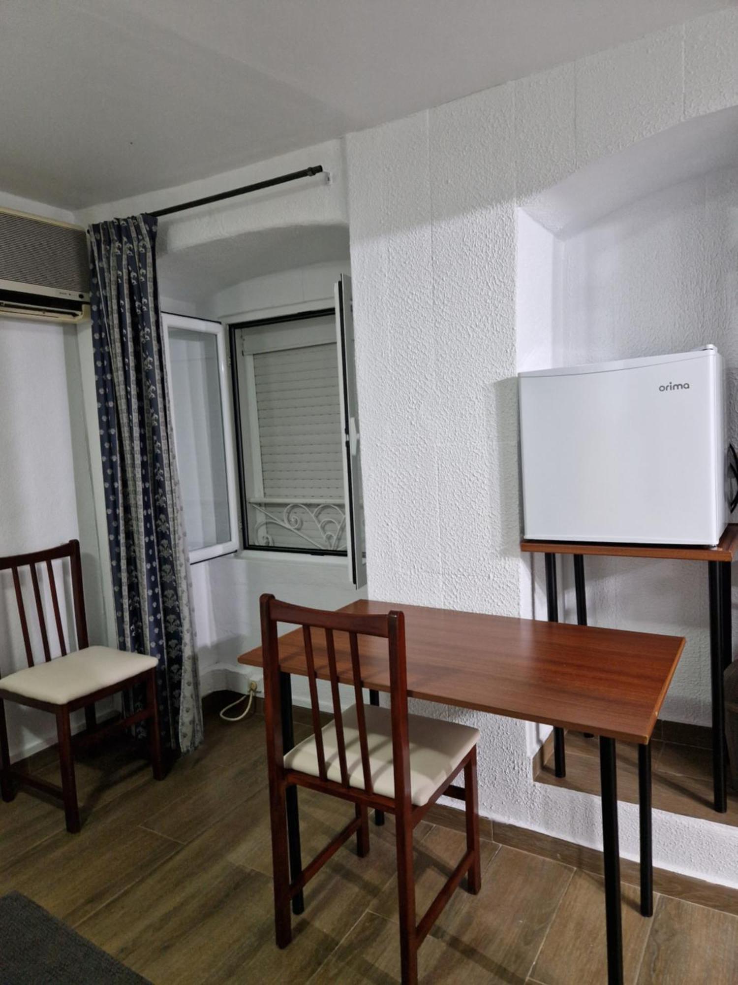 Residencial Antonio Mocisso Guesthouse Элваш Экстерьер фото
