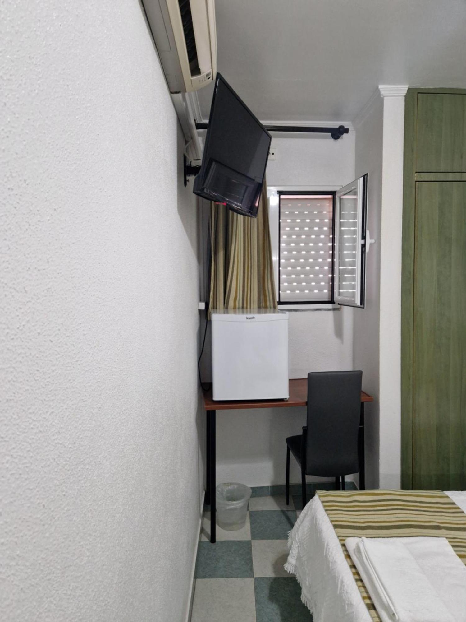 Residencial Antonio Mocisso Guesthouse Элваш Экстерьер фото