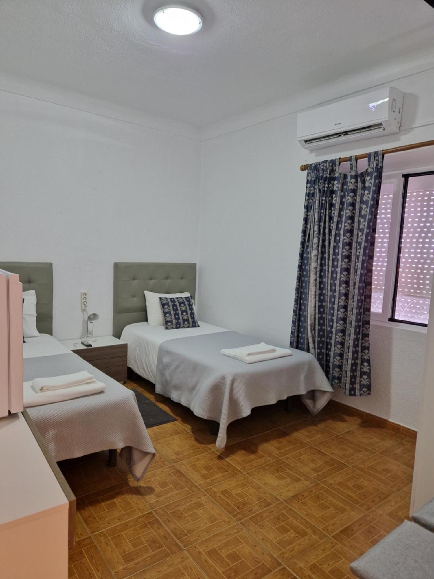 Residencial Antonio Mocisso Guesthouse Элваш Экстерьер фото